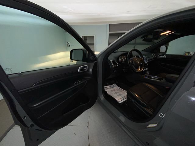 Used 2021 Jeep Grand Cherokee Laredo X image 11