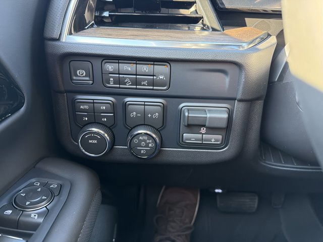 New 2026 Chevrolet Tahoe High Country image 16