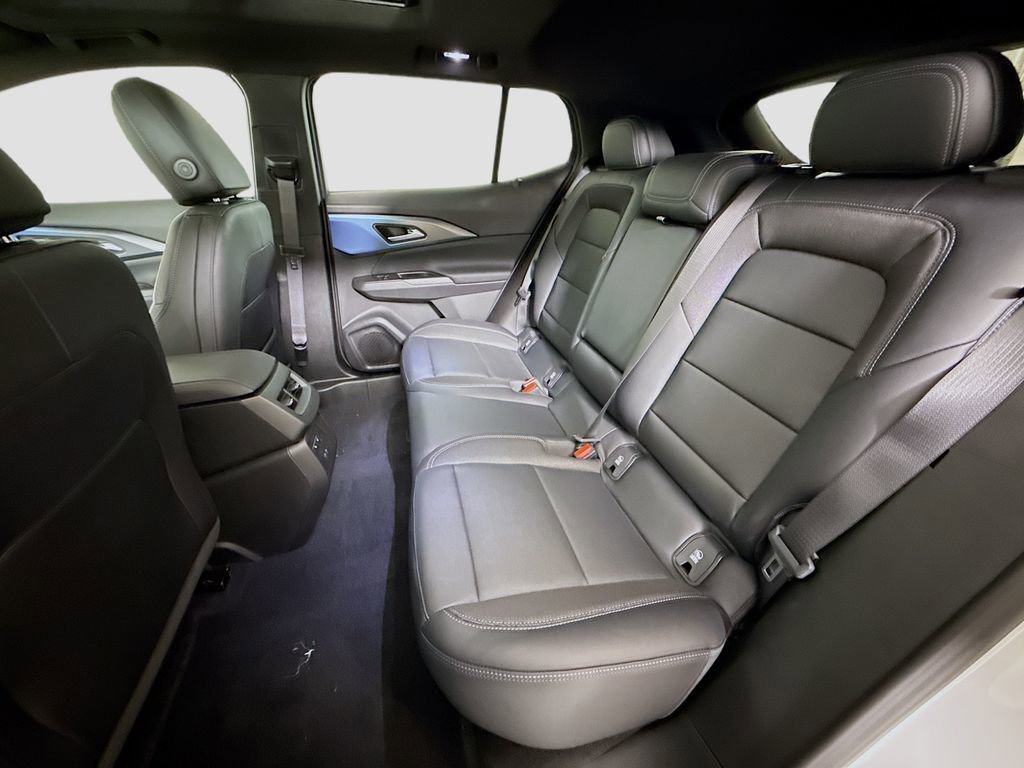 New 2026 Chevrolet Equinox EV LT image 24