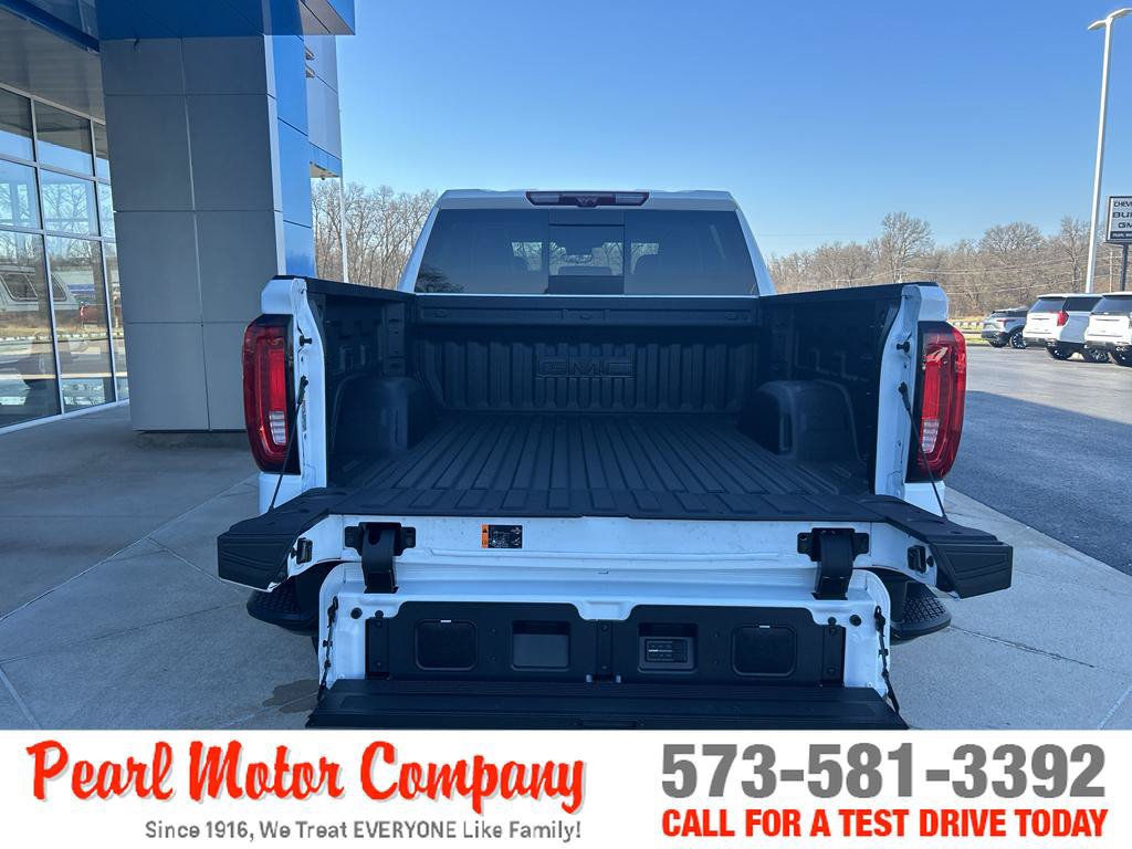 New 2026 GMC Sierra 1500 AT4X AWD/4WD image 6