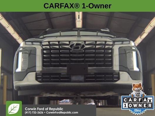 Used 2024 Hyundai Palisade Calligraphy FWD image 2