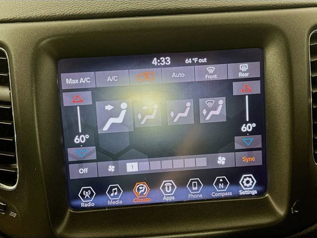 Used 2019 Jeep Compass Trailhawk image 15