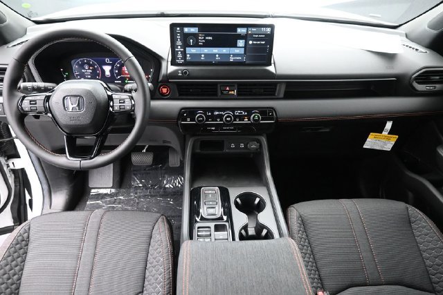 New 2026 Honda Pilot Sport image 2