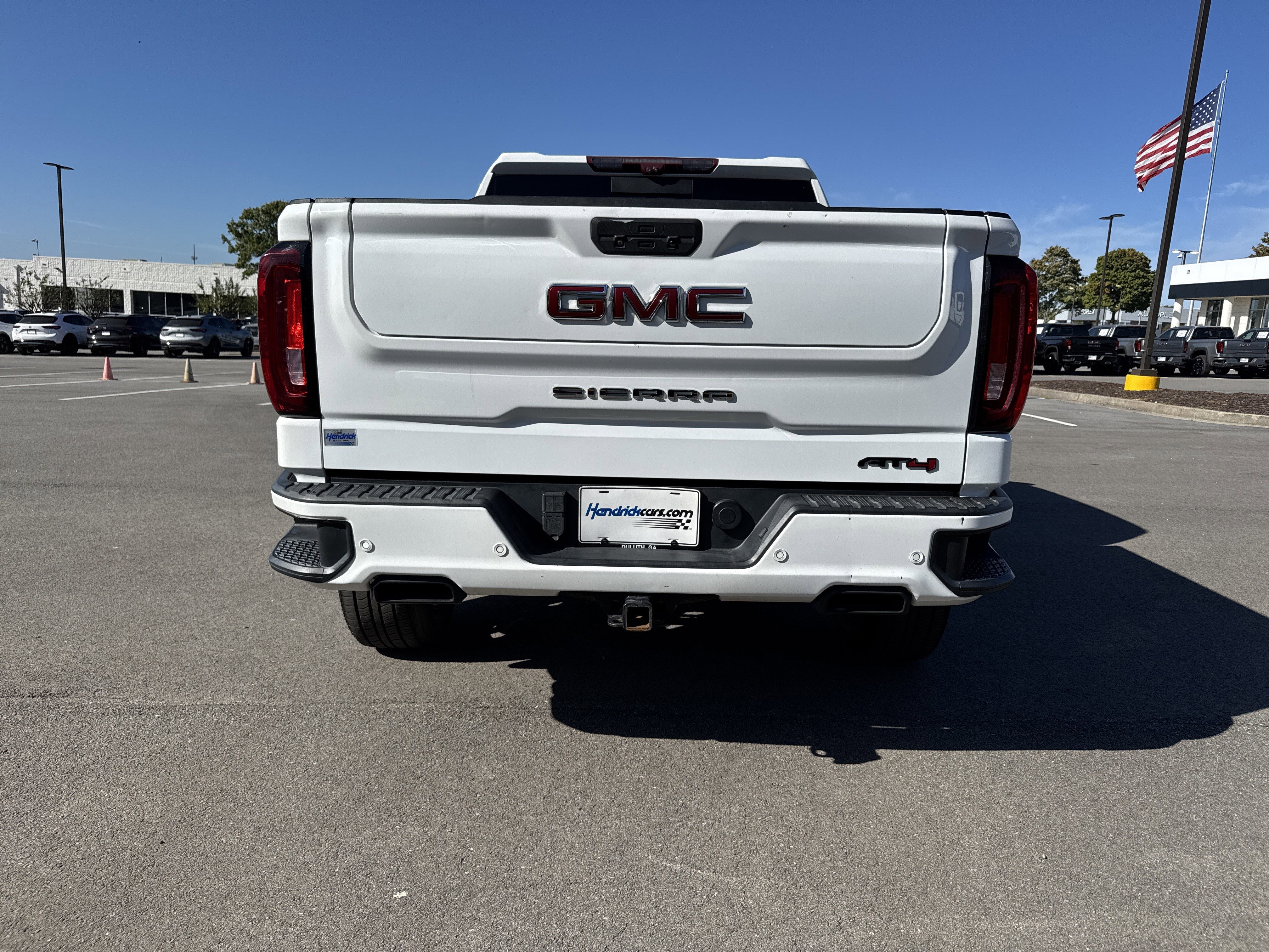 Used 2021 GMC Sierra 1500 AT4 w/ AT4 Premium Package image 9
