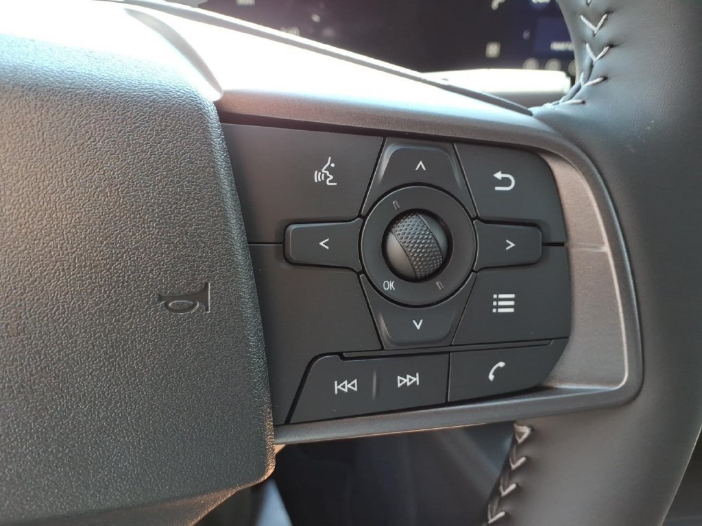 New 2026 Nissan Sentra SV w/ SV Convenience Package FWD image 18