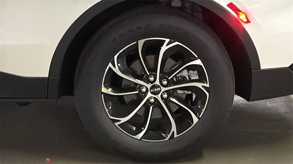 New 2026 Lincoln Nautilus Premier w/ Equipment Group 102A image 5