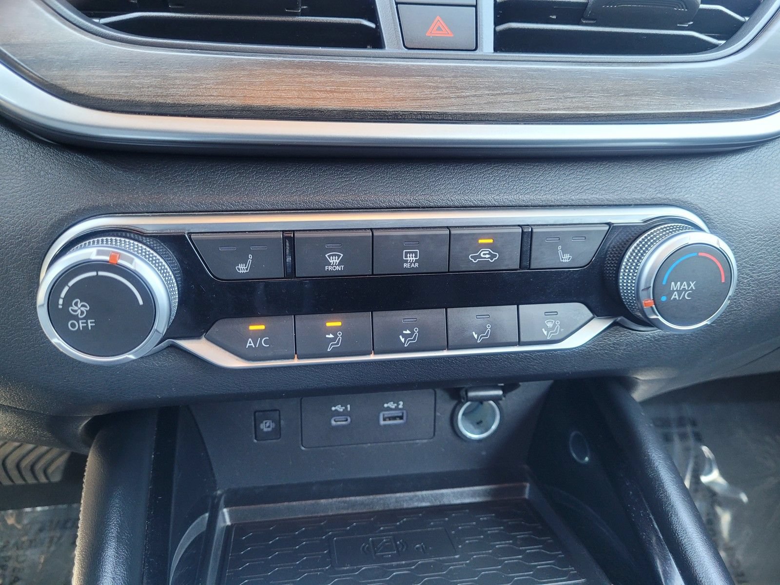 Used 2023 Nissan Altima 2.5 SV w/ SV Premium Package AWD/4WD image 23