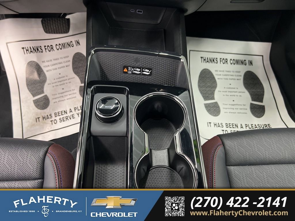 Used 2025 Chevrolet Equinox RS w/ Safety and Technology Package FWD image 31