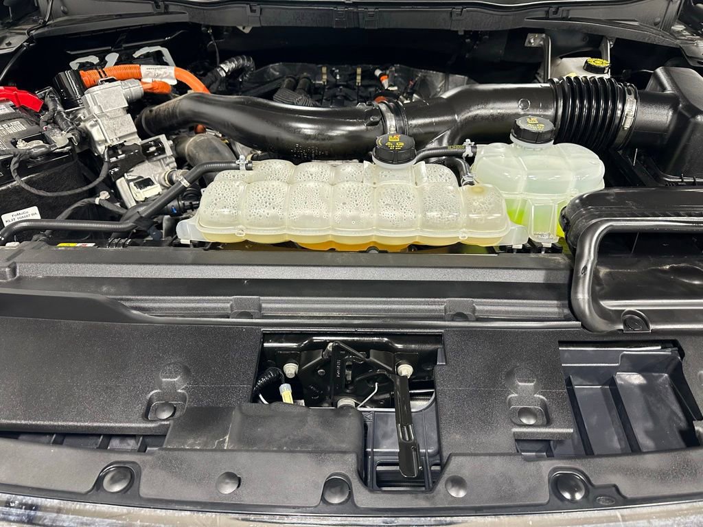 Used 2025 Ford F150 Lariat w/ Equipment Group 501A Mid AWD/4WD image 68