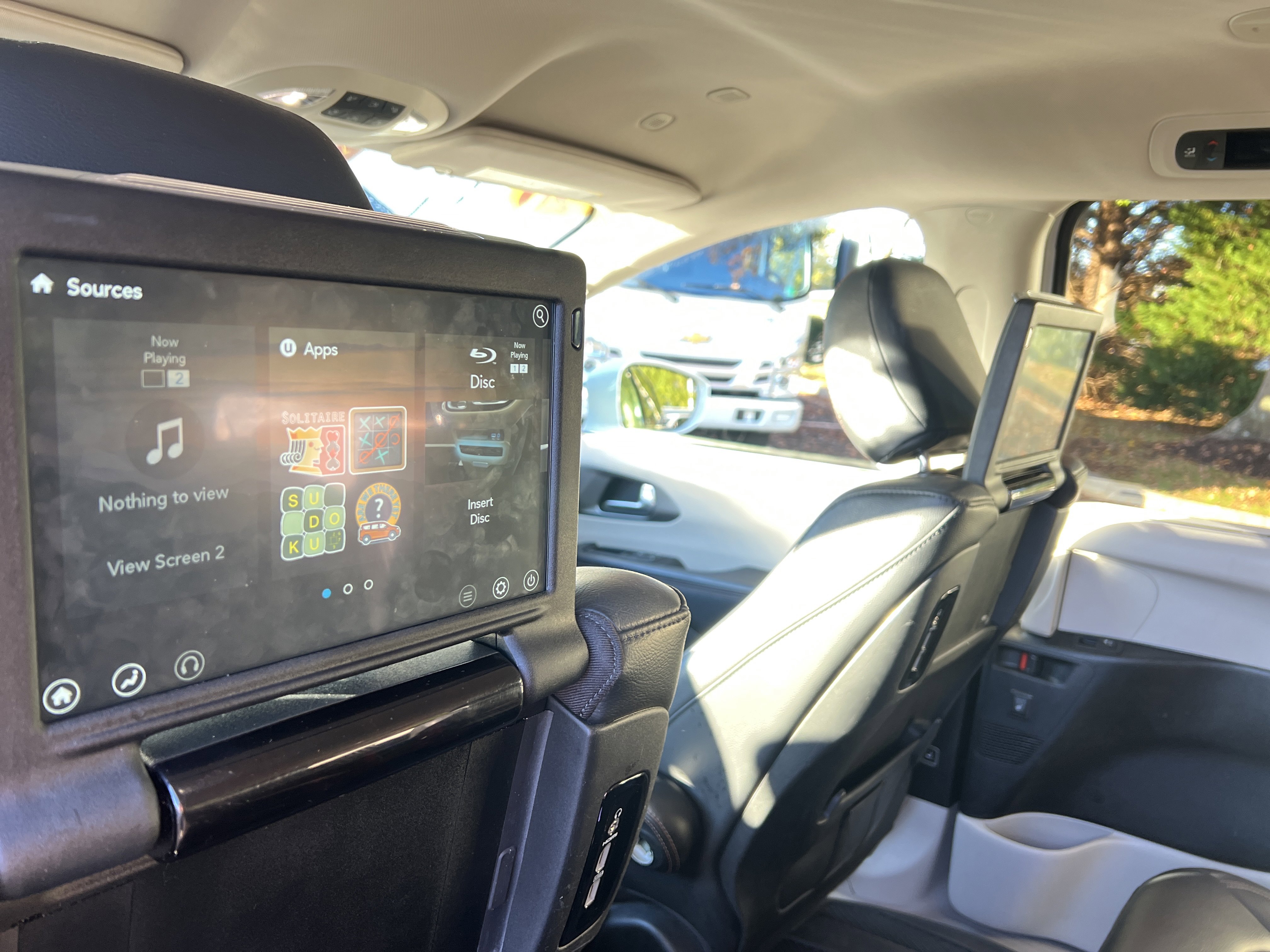 Used 2020 Chrysler Pacifica Touring-L Plus image 28