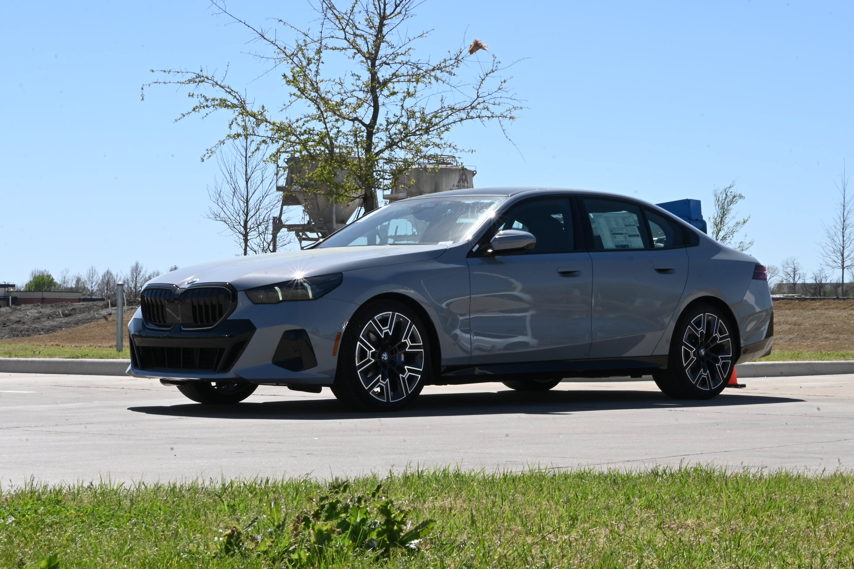 New 2026 BMW 540i xDrive w/ Executive Package AWD/4WD image 3