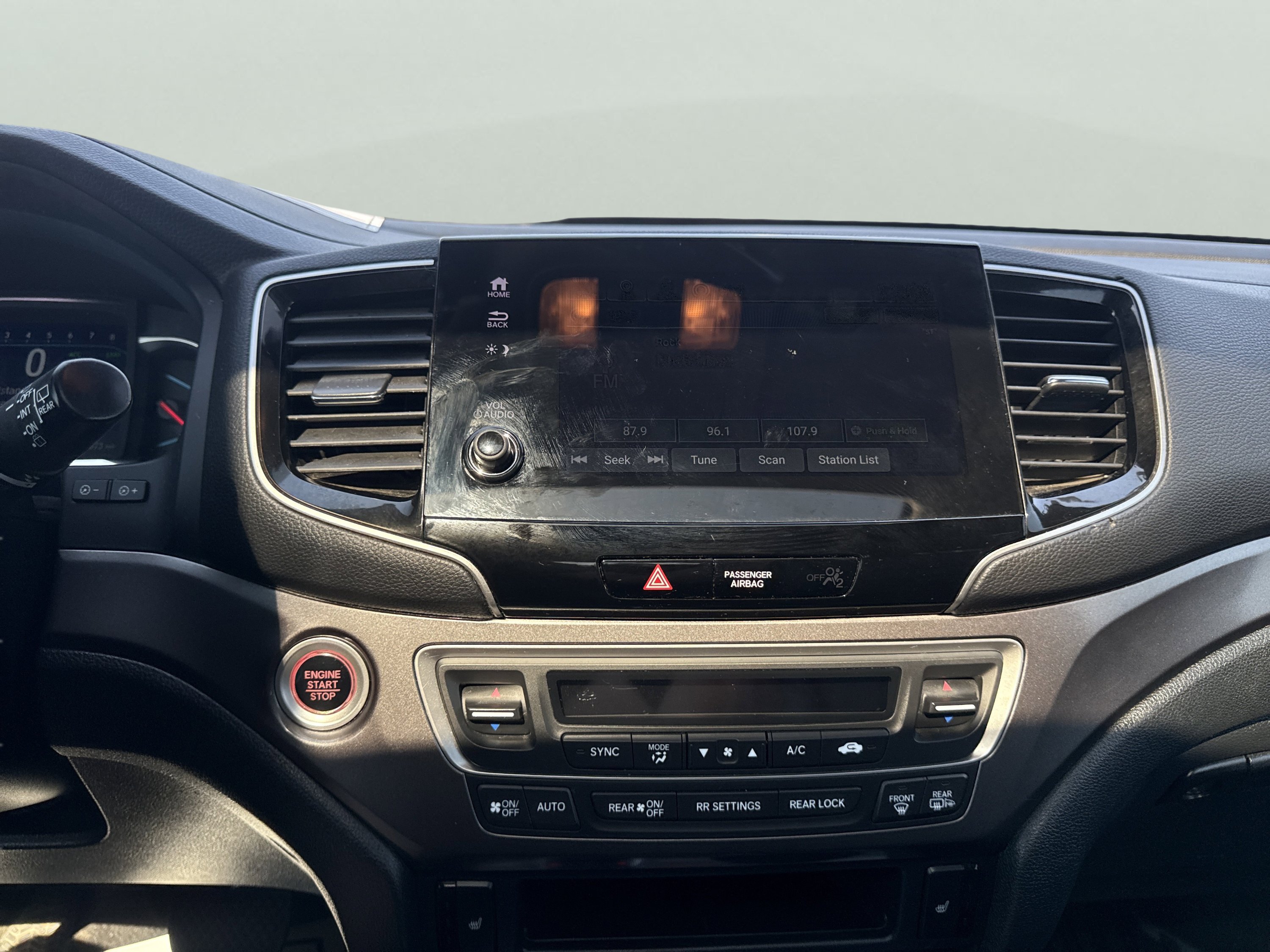 Used 2022 Honda Pilot EX-L image 25