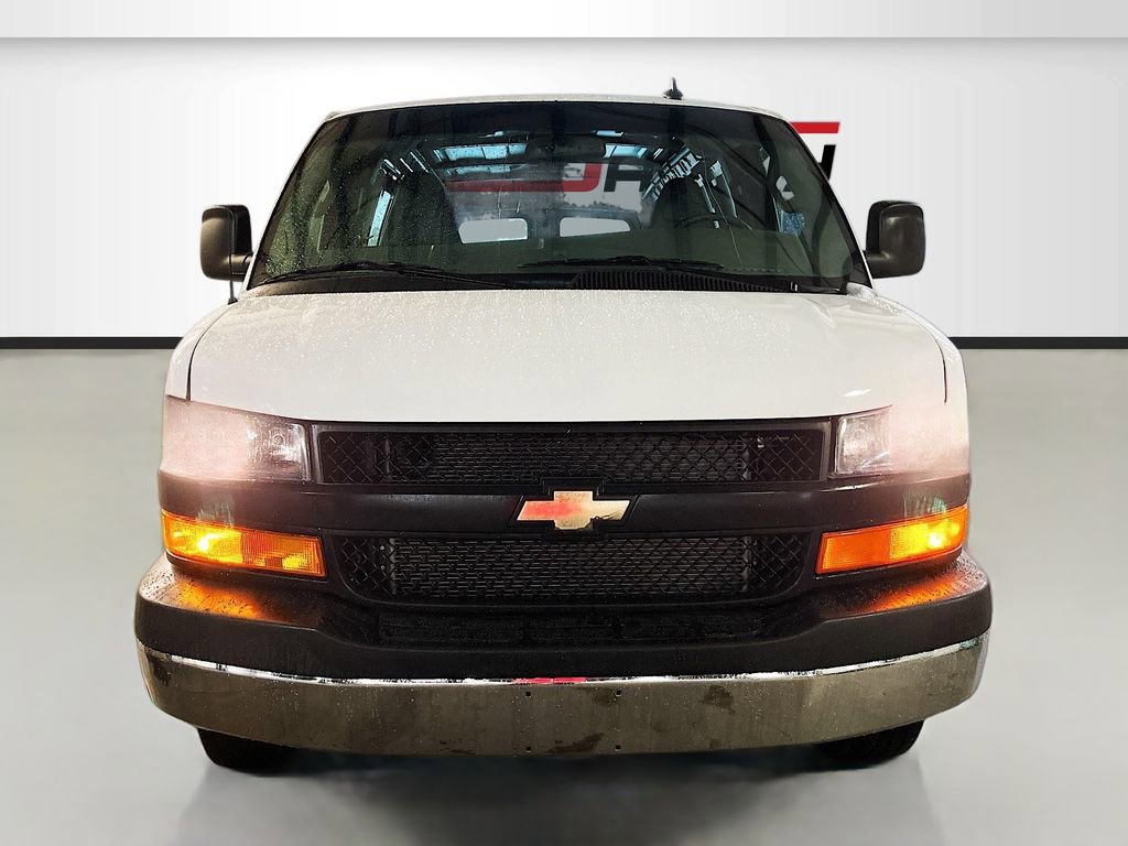 Used 2024 Chevrolet Express 2500 w/ Driver Convenience Package image 2