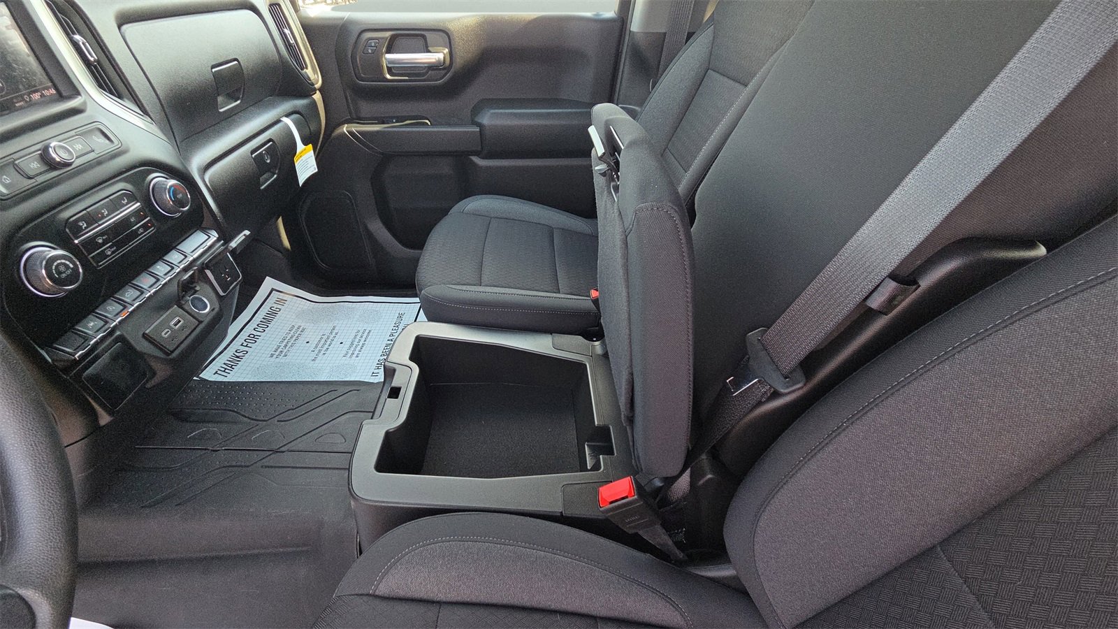 Used 2024 Chevrolet Silverado 1500 Custom image 35