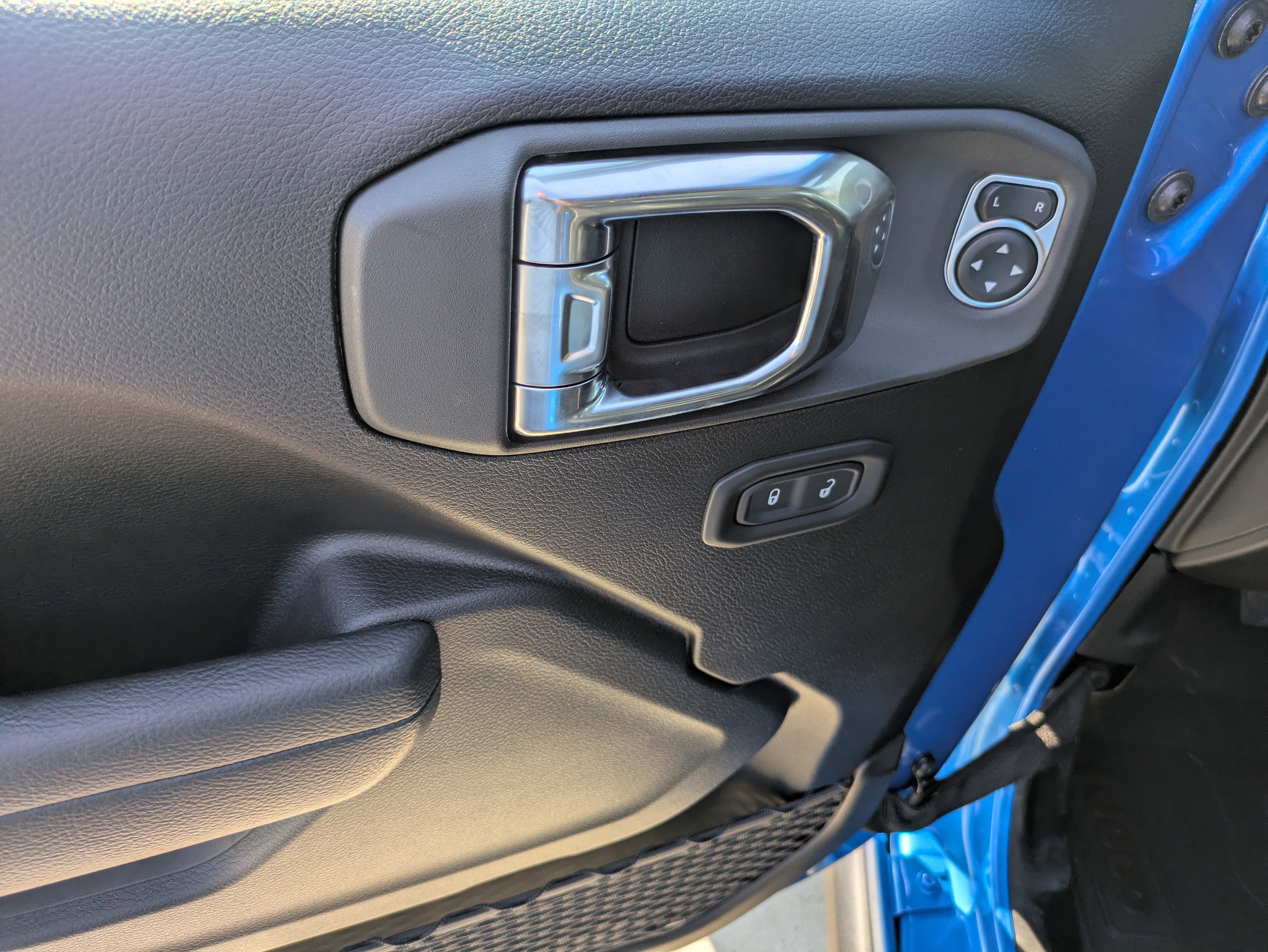 New 2025 Jeep Wrangler Willys image 8