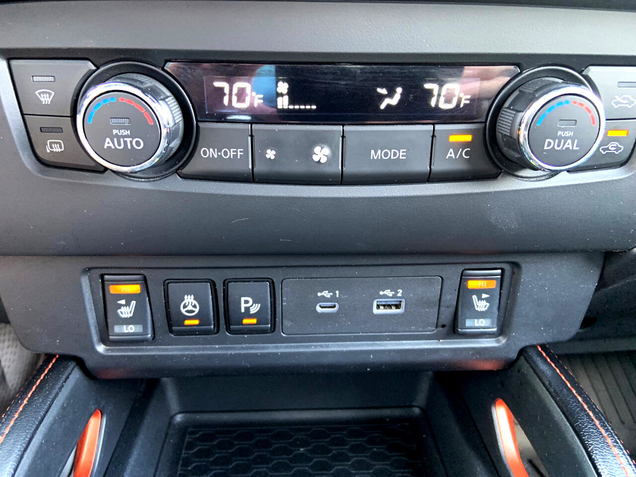 Used 2023 Nissan Frontier PRO-4X image 15