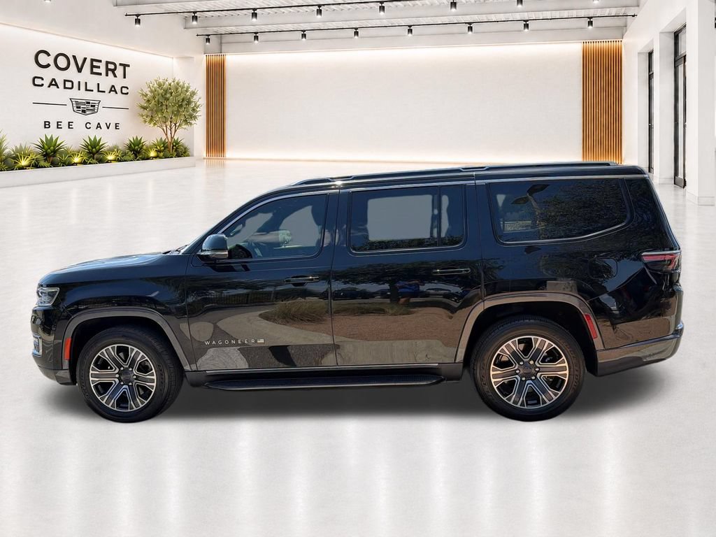 Used 2022 Jeep Wagoneer Series III w/ Flexible Seating Group AWD/4WD image 9