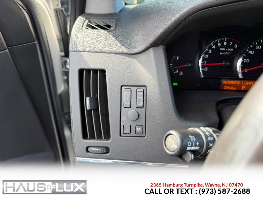 Used 2007 Cadillac STS V image 36