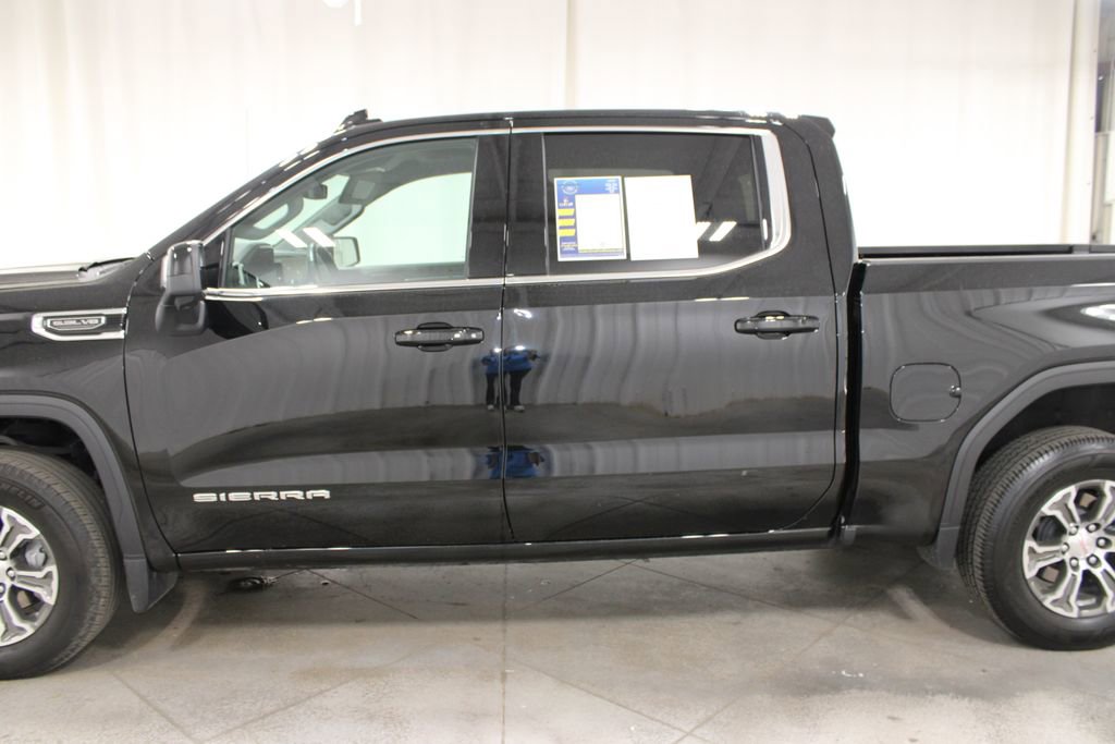 Used 2025 GMC Sierra 1500 SLT image 6