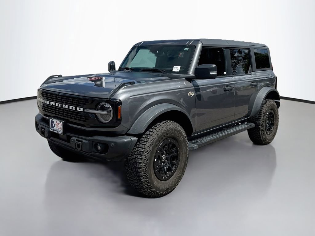 Used 2023 Ford Bronco Wildtrak AWD/4WD image 3