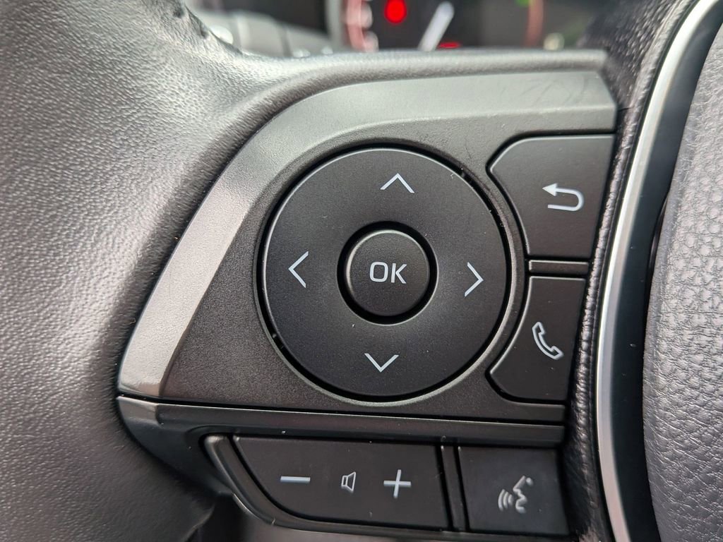 Used 2021 Toyota RAV4 Limited image 20