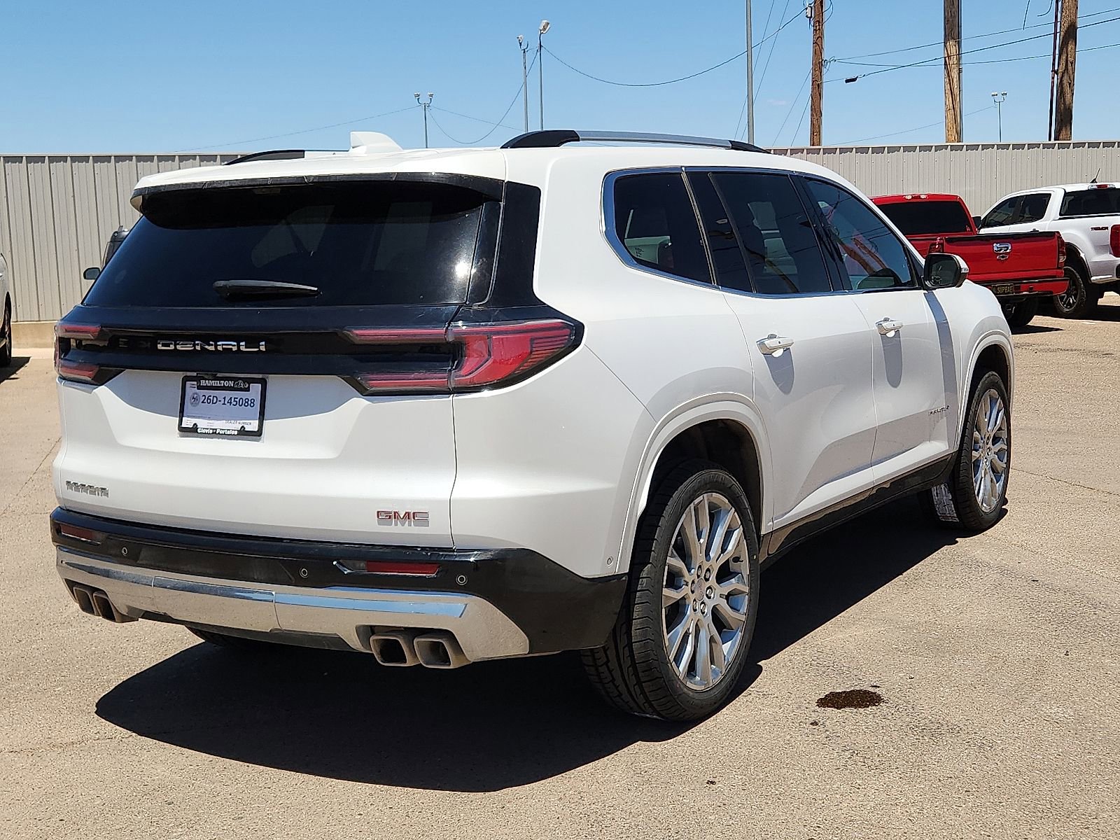 Used 2024 GMC Acadia Denali w/ Super Cruise Package FWD image 4