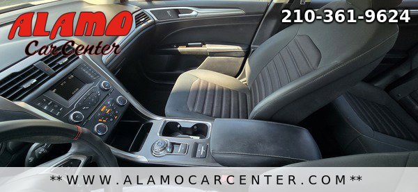 Used 2017 Ford Fusion SE image 40