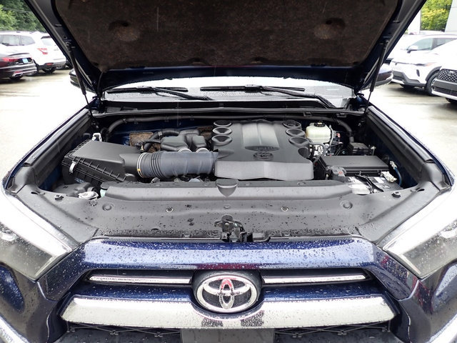 Certified 2021 Toyota 4Runner Limited AWD/4WD image 15