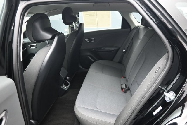 Used 2025 Kia K4 FWD image 10