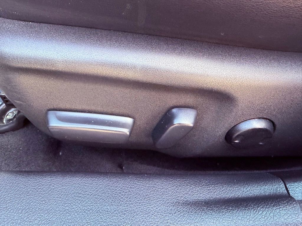 Used 2016 Toyota Camry SE w/ Moonroof Package image 20