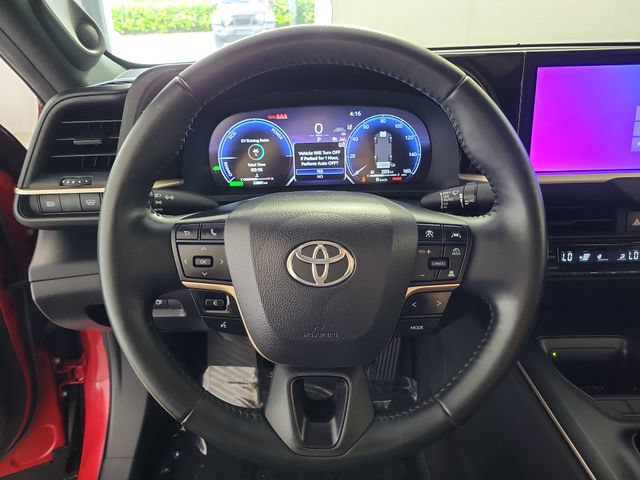 Used 2023 Toyota Crown AWD/4WD image 27