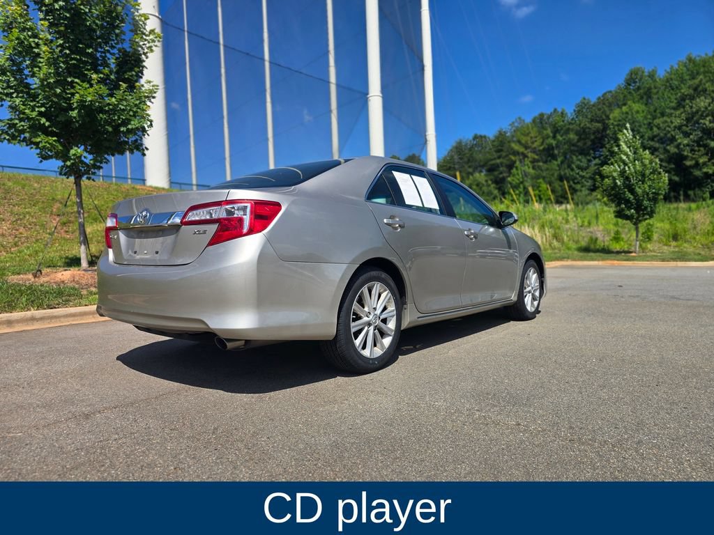 Used 2013 Toyota Camry XLE FWD image 3