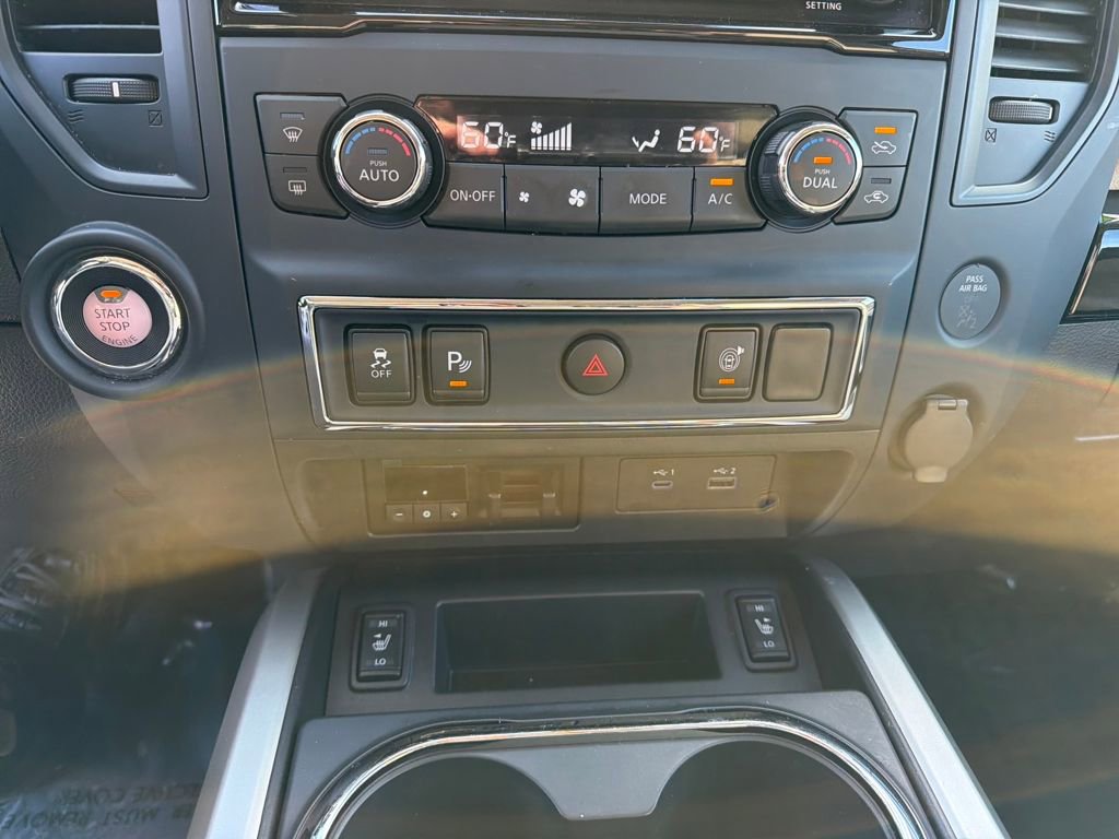 Used 2024 Nissan Titan SV w/ SV Convenience Package image 29