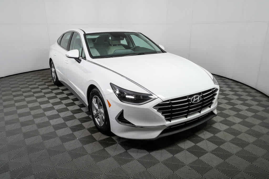 Used 2023 Hyundai Sonata SE FWD image 1