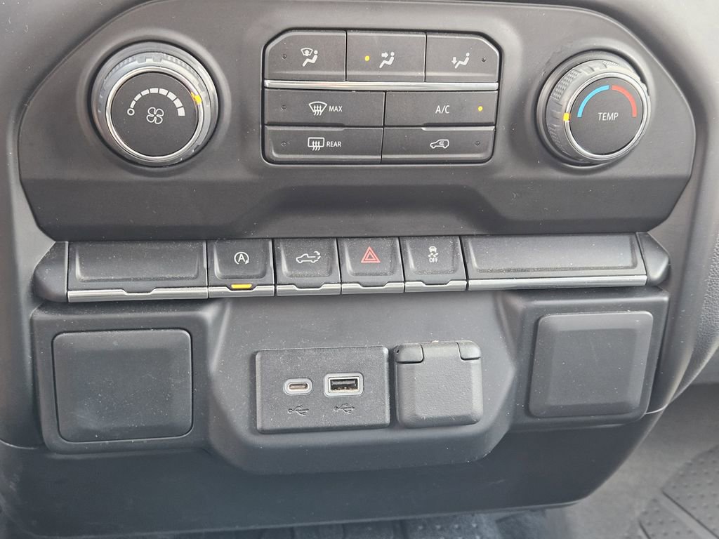 Used 2022 Chevrolet Silverado 1500 Custom w/ Safety Confidence Package image 23