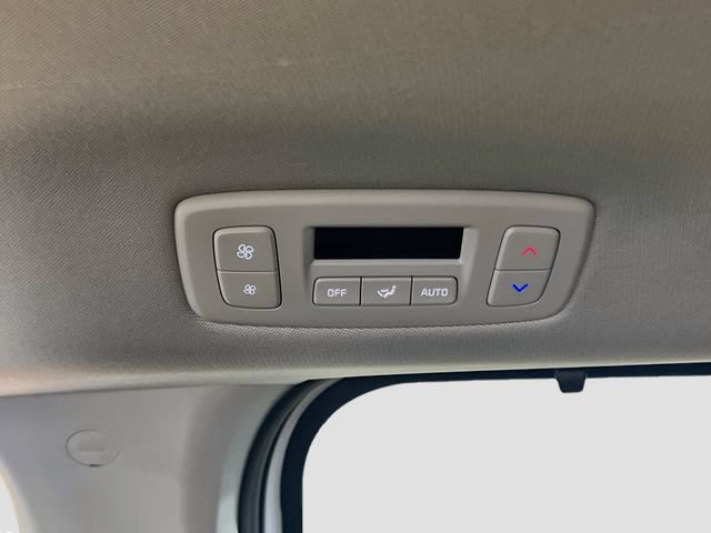 New 2027 Kia Carnival SX w/ Dark Edition Package FWD image 27