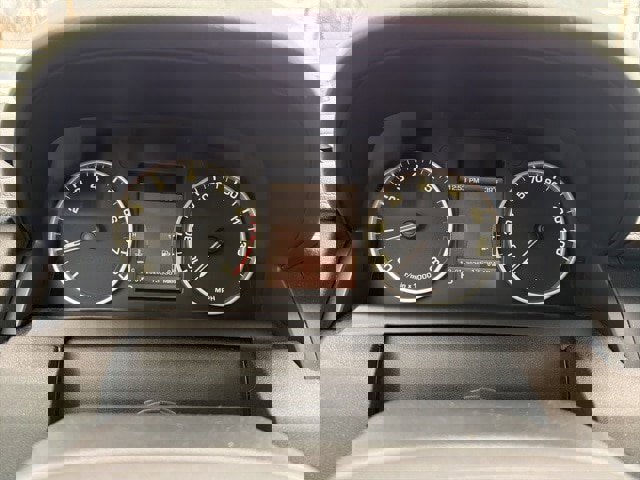 Used 2011 Land Rover LR4 HSE image 23