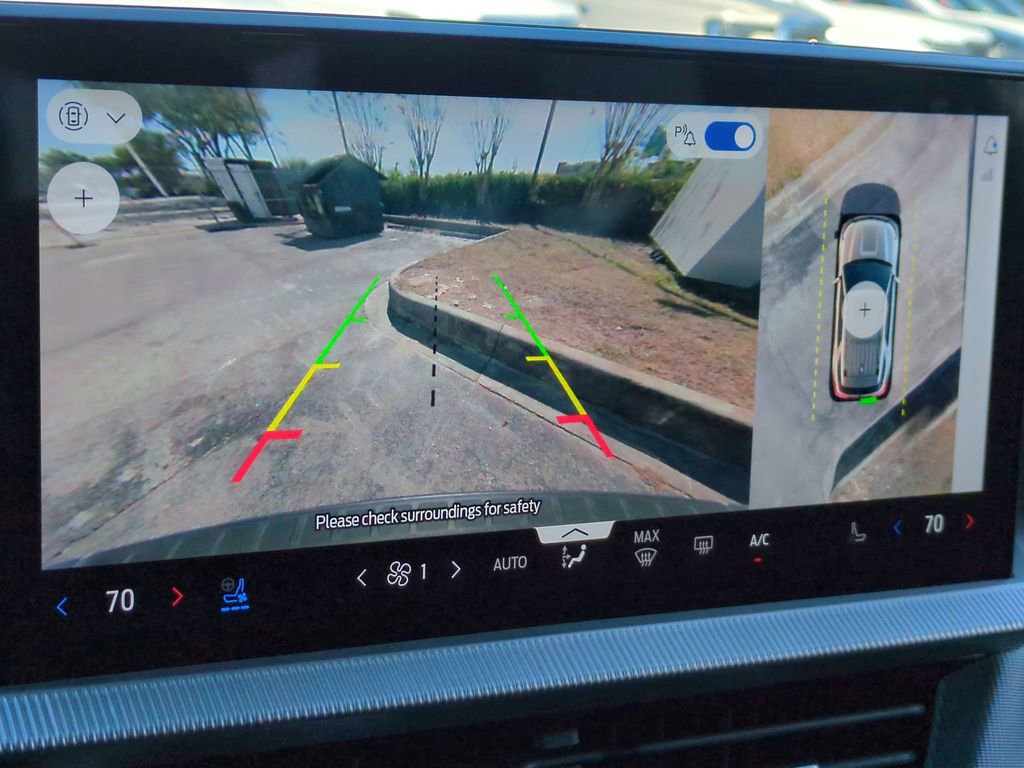 Used 2025 Ford Explorer ST image 21