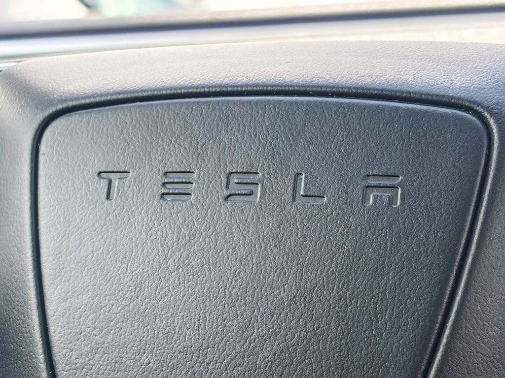 Used 2024 Tesla Model 3 Standard Range RWD image 22