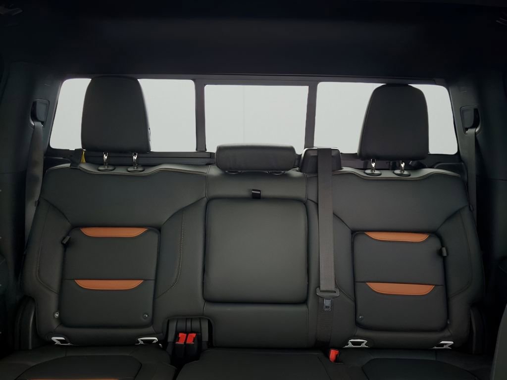 Used 2023 GMC Sierra 3500 AT4 w/ AT4 Premium Plus Package image 46