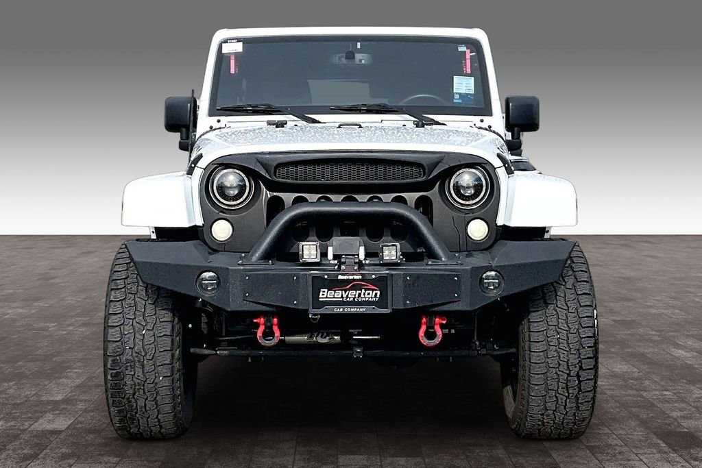 Used 2015 Jeep Wrangler Unlimited Sahara w/ Connectivity Group image 5