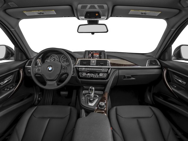 Used 2016 BMW 320i Sedan RWD image 4