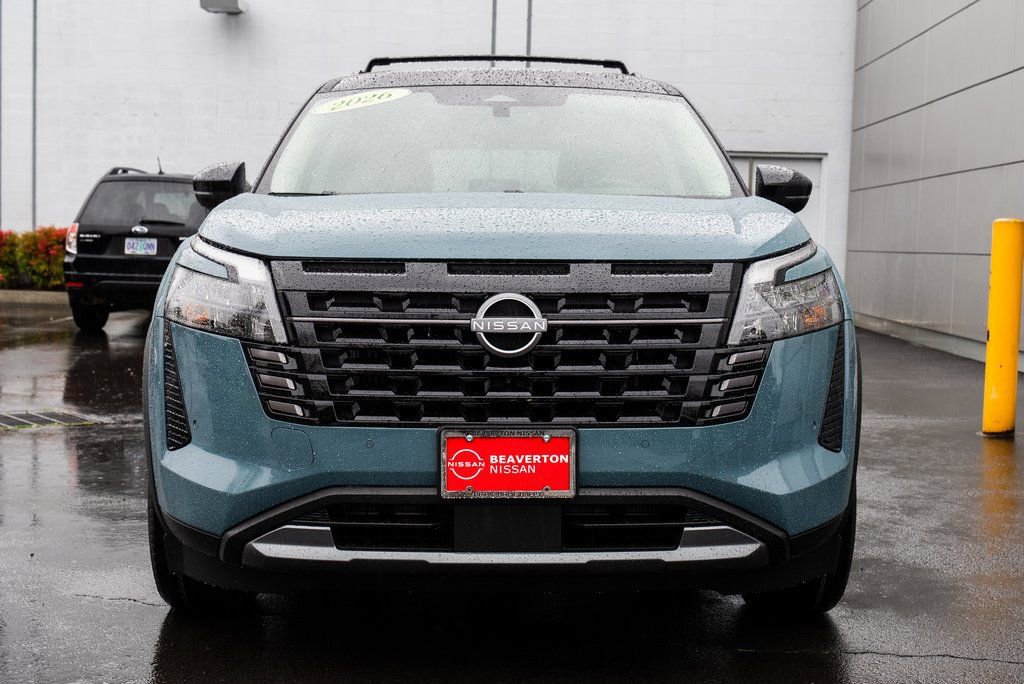 New 2026 Nissan Pathfinder Platinum AWD/4WD image 2