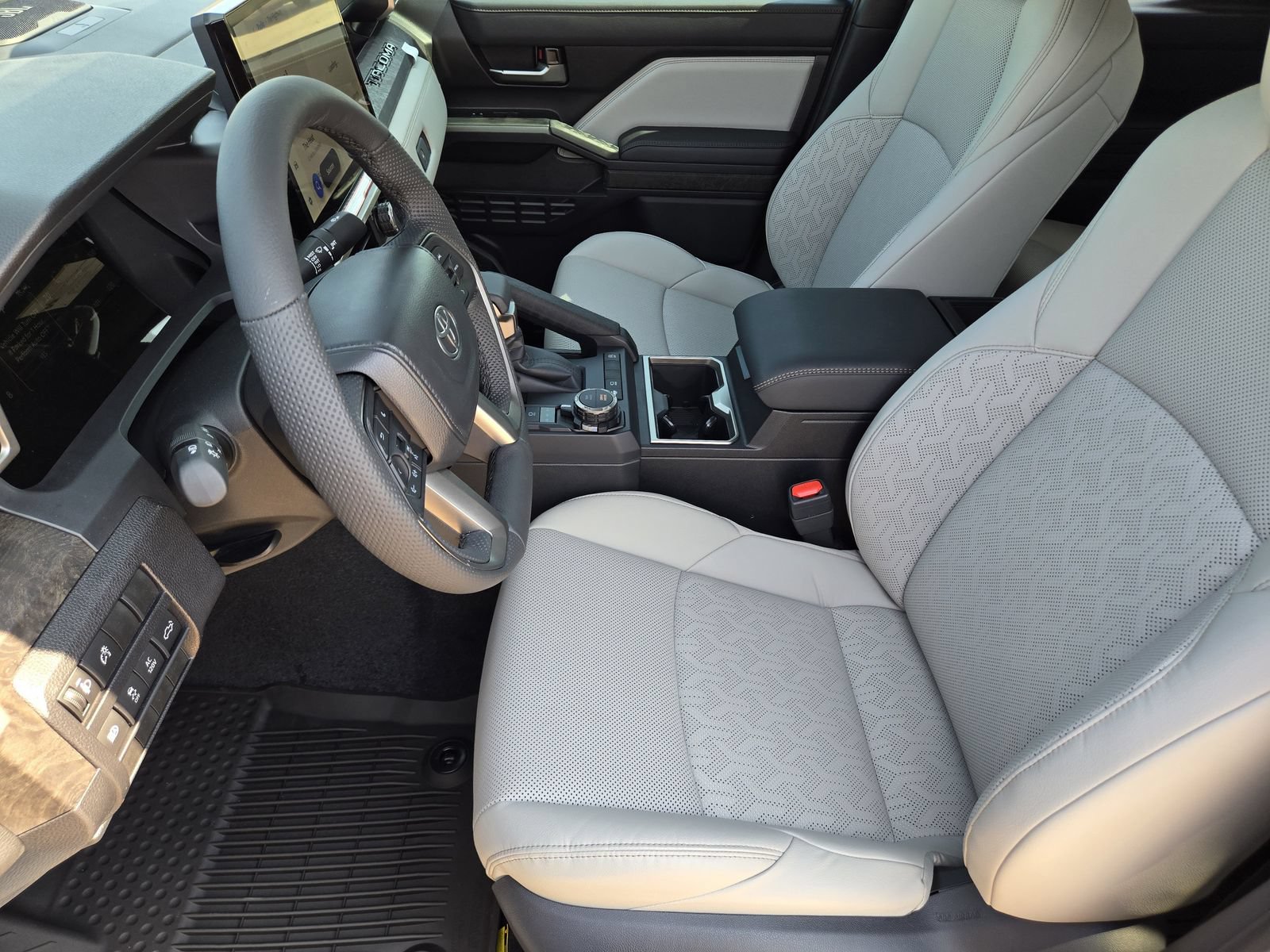 New 2026 Toyota Tacoma Limited AWD/4WD image 12
