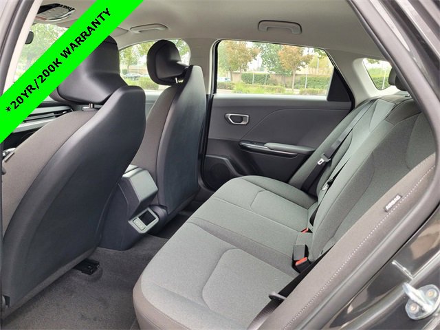 New 2025 Kia K4 LXS image 6