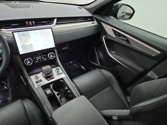 Used 2024 Jaguar F-PACE R-Dynamic S image 13