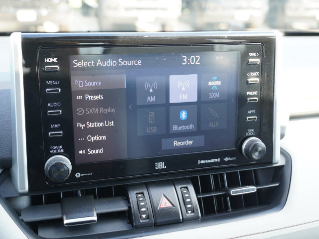 Used 2019 Toyota RAV4 XLE Premium FWD image 37