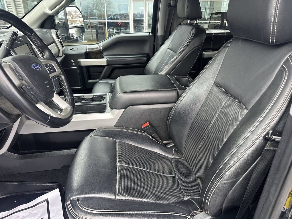 Used 2021 Ford F350 Lariat w/ Chrome Package AWD/4WD image 17