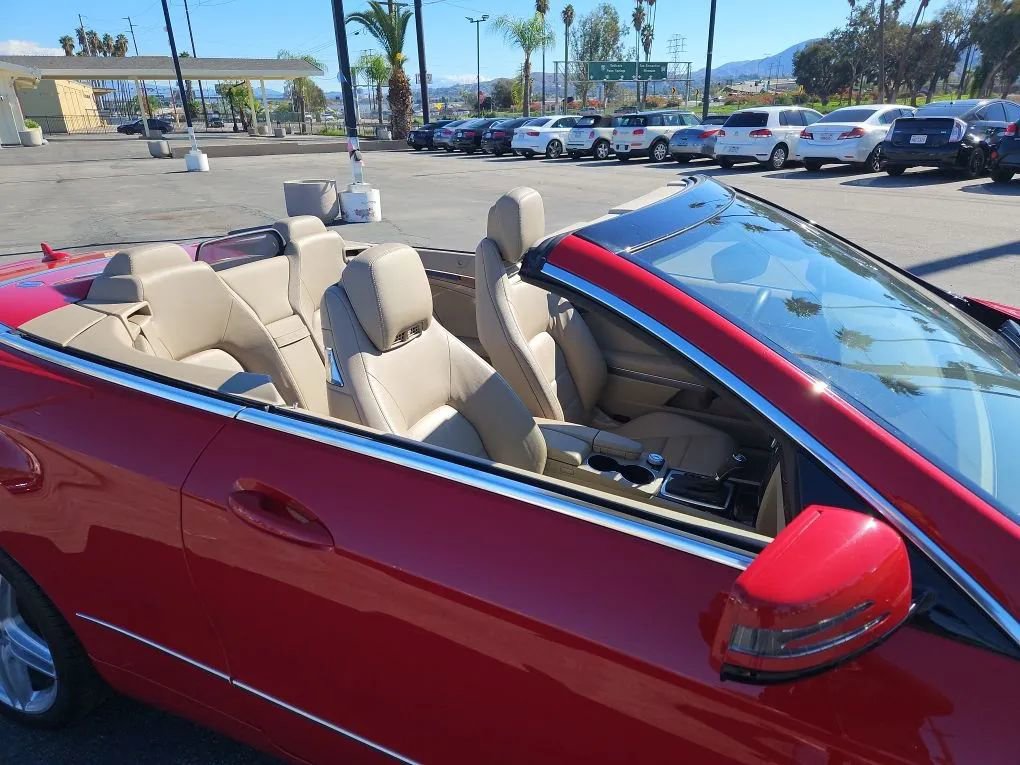 Used 2011 Mercedes-Benz E 350 Cabriolet image 29