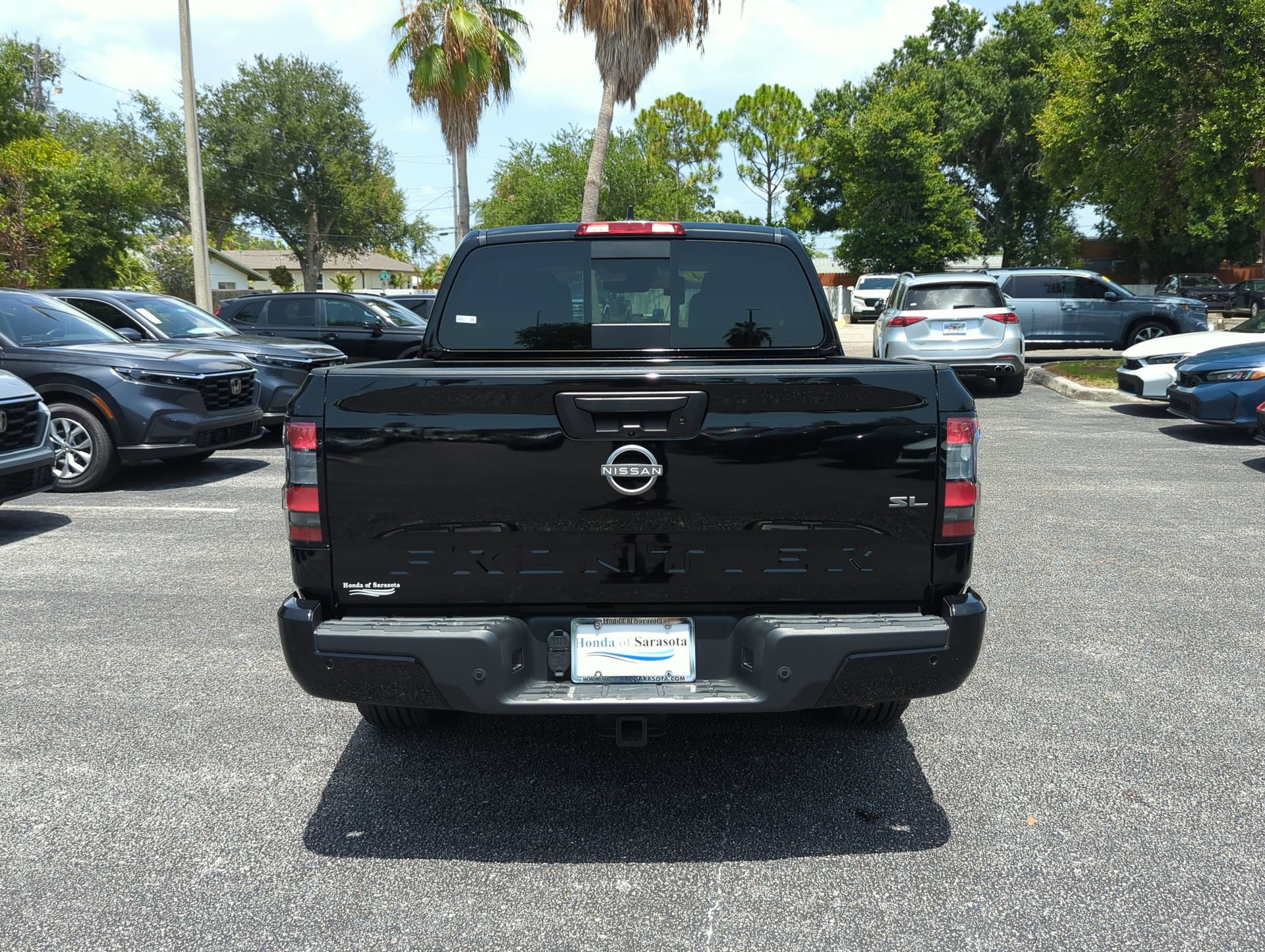Used 2024 Nissan Frontier SL w/ Technology Package RWD image 6